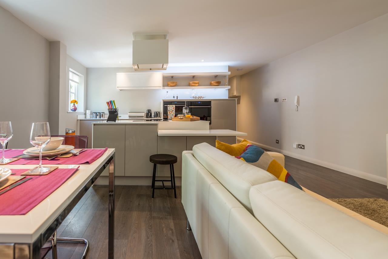 Urban Living's - The Huxley
